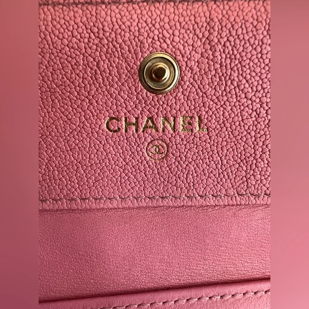 CHANEL  Caviar Leather Boy Flap Wallet Quilted Pink Great Condition/ Great Deal
